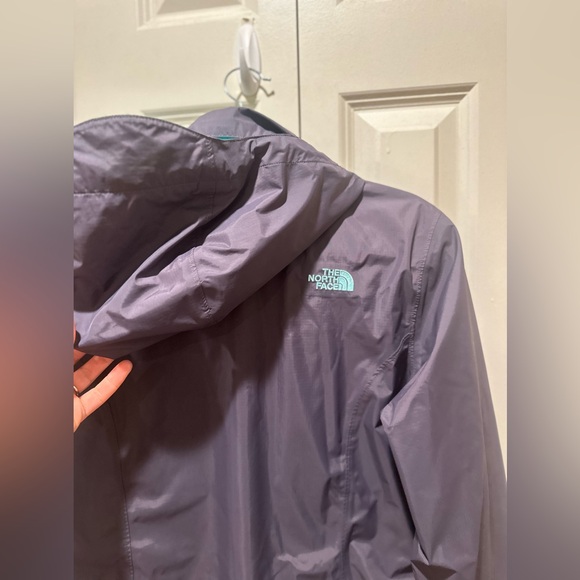 The North Face Resolve Waterproof Women’s Jacket Dark Mauve/Kokomo Green,Large - Picture 5 of 10